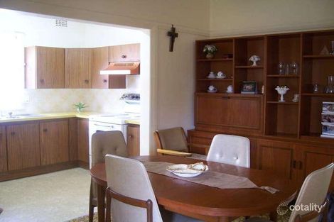 Property photo of 12 Hamel Crescent Earlwood NSW 2206