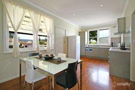 Property photo of 8 Rink Road Dapto NSW 2530