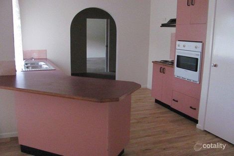 Property photo of 28 Staydar Crescent Meadowbrook QLD 4131