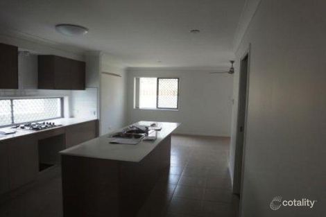 Property photo of 13/7 Montree Circuit Kallangur QLD 4503