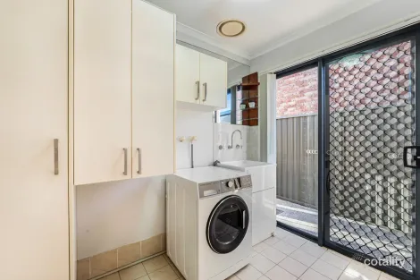 Property photo of 15 Dee Close Prestons NSW 2170