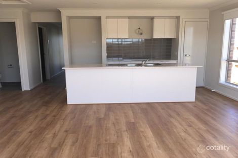 Property photo of 1 Valetta Street Mickleham VIC 3064