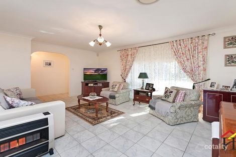 Property photo of 27 Downes Crescent Currans Hill NSW 2567