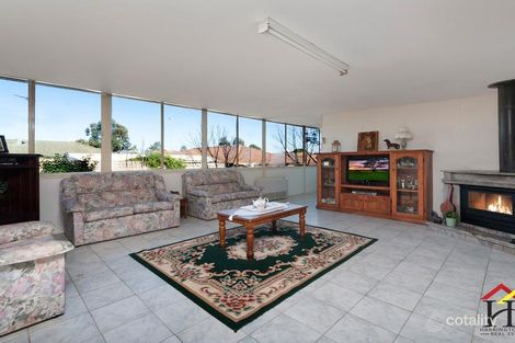 Property photo of 27 Downes Crescent Currans Hill NSW 2567