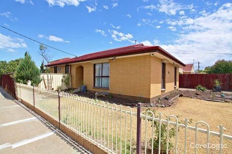 Property photo of 9 Newbury Street Deer Park VIC 3023