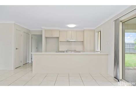 Property photo of 17 Taramoore Road Gracemere QLD 4702