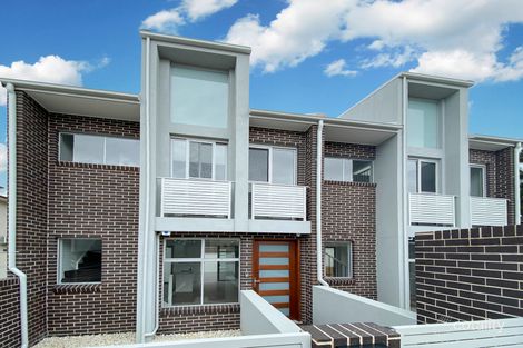 Property photo of 2/35 Kirkham Road Auburn NSW 2144