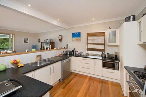 Property photo of 31 Ian Street Lota QLD 4179