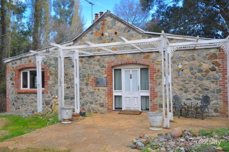 2 Silverdale Rd, Lesmurdie, WA 6076