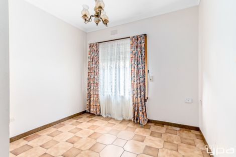 Property photo of 11 Bogong Court Reservoir VIC 3073