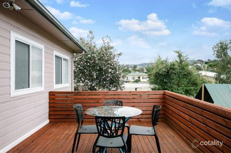 Property photo of 17 Central Road Unanderra NSW 2526