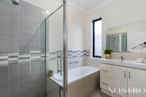 Property photo of 4/18 Harmony Drive South Morang VIC 3752