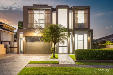 12 Eucalyptus St, Alfords Point, NSW 2234