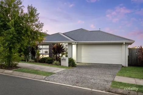 Property photo of 16 Lashmar Street South Ripley QLD 4306