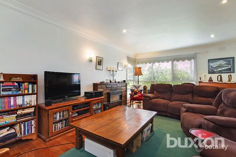 Property photo of 33 Merton Close Cheltenham VIC 3192