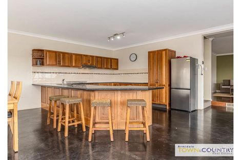 Property photo of 4 Amber Close Armidale NSW 2350
