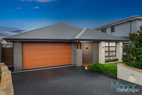 Property photo of 39 Wattleridge Crescent North Kellyville NSW 2155