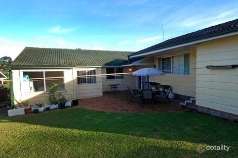 Property photo of 30 Alcoomie Crescent Koonawarra NSW 2530