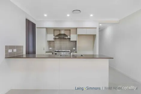 Property photo of 110A Ingall Loop Catherine Field NSW 2557
