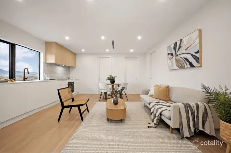 Property photo of 35 Sherrard Crescent Macnamara ACT 2615