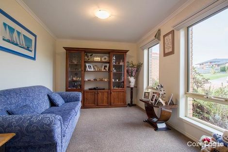 Property photo of 9 Westbury Way Lakes Entrance VIC 3909