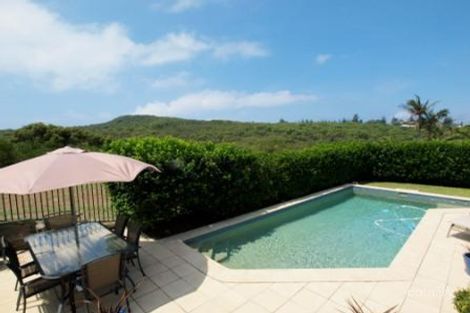 Property photo of 35 Bentley Street Redhead NSW 2290