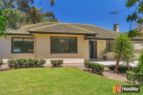 18 Hoggs Rd, Mitcham, SA 5062