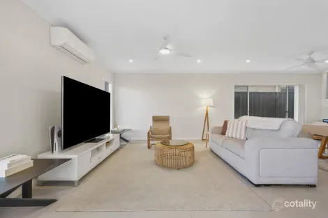 Property photo of 162 Carnavon Drive White Rock QLD 4306