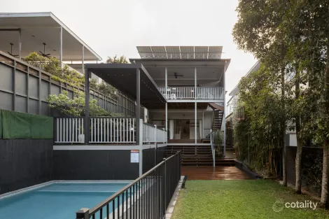 Property photo of 33 Fifth Avenue Bardon QLD 4065