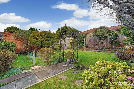 Property photo of 23 Lockhart Road Ringwood North VIC 3134