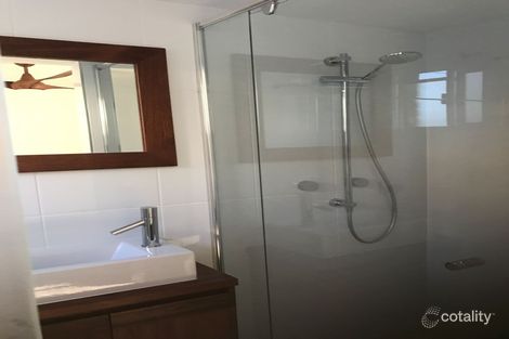 Property photo of 2/14 Ricardo Street Kelvin Grove QLD 4059