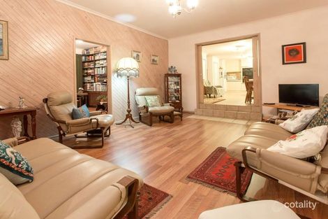 Property photo of 16 Ginnie Court Mornington VIC 3931