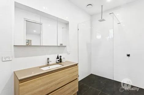 Property photo of 2/16 Mount Barron Street Balnarring VIC 3926