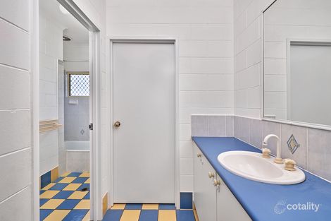 Property photo of 5 Wiskar Close Bentley Park QLD 4869