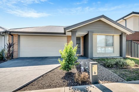 Property photo of 4 Steinbeck Street Greenvale VIC 3059