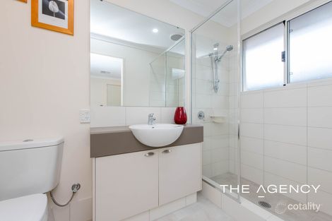 Property photo of 6/16 Calvert Way Girrawheen WA 6064