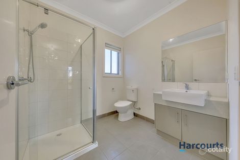Property photo of 30 Larson Avenue Tarneit VIC 3029