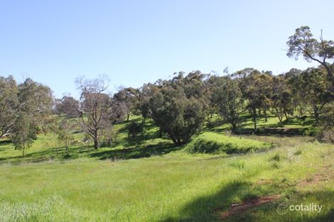 105 Holmes Rd, Maida Vale, WA 6057