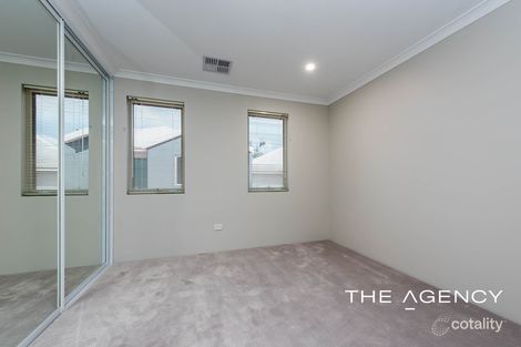 Property photo of 6/16 Calvert Way Girrawheen WA 6064