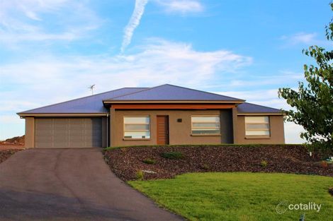 11 Mclaren Cl, Avoca Dell, SA 5253