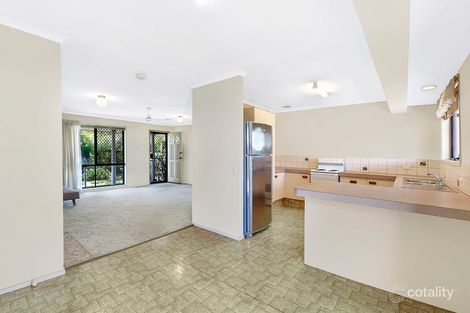 Property photo of 1/2 McWilliam Close Labrador QLD 4215
