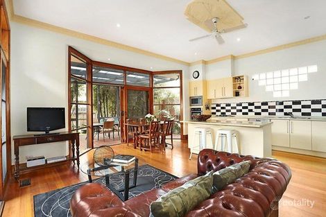 Property photo of 10 Bloomfield Road Ascot Vale VIC 3032