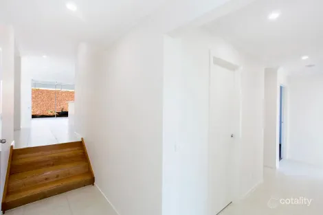 Property photo of 4 Ambience Place Brown Hill VIC 3350