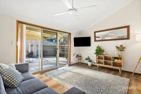 Property photo of 36 Coolawin Crescent Shellharbour NSW 2529