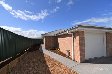 18a Wallace Way, Kelso, NSW 2795