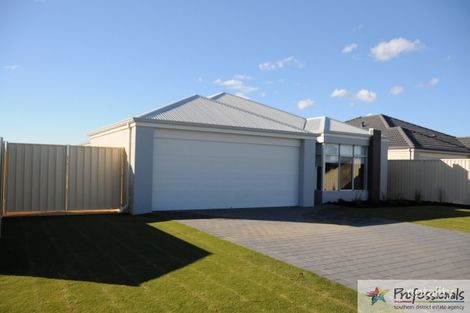 17 Tomba Way, Harvey, WA 6220