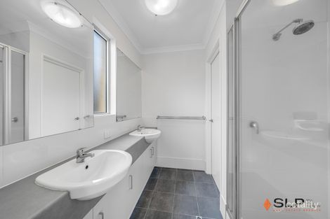 Property photo of 24 Dragonfly Road Banksia Grove WA 6031