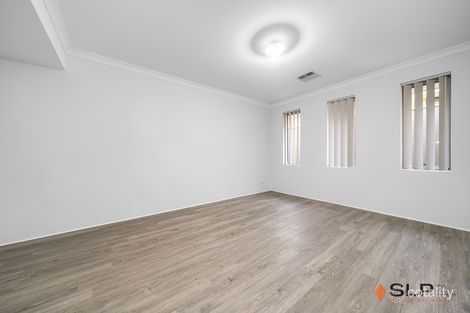 Property photo of 24 Dragonfly Road Banksia Grove WA 6031