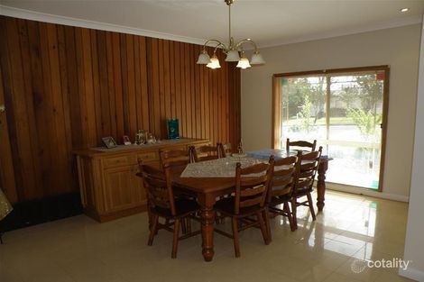 Property photo of 111 Flinders Road Georges Hall NSW 2198