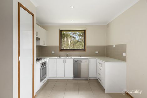 Property photo of 16 Jull Parade Ringwood North VIC 3134